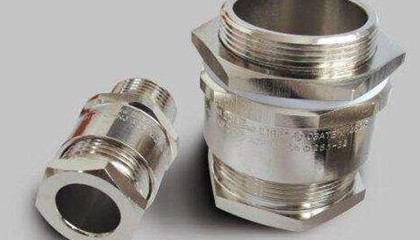 戶外如何確保金屬防水接頭的防水功能和安全性？