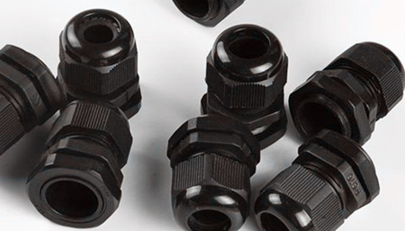 為什么塑料電纜防水接頭經(jīng)常漏水導電？