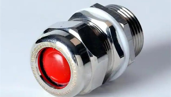 防水接頭和防水接線盒需要如何配合？幾步就學(xué)會！